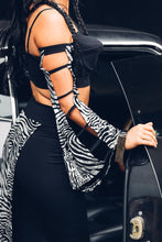 Load image into Gallery viewer, Lulu Kimono Sleeve Bullet Bra Crop Top [