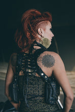 Load image into Gallery viewer, Serpentine holster - Ladies pocket holster - Leather holster - Pocket holster - Ladies holster- Leather pocket holster