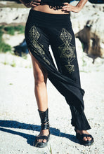 Load image into Gallery viewer, Serpentine Sandals- leather sandals