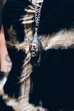 Load image into Gallery viewer, Shrunken head pendant - Silver pendant