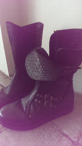 Raven leather slouch boots-Custom boots- festival boots- Leather boots - Ladies leather boots