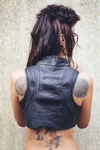 Load image into Gallery viewer, Queen Cobra Leather Vest