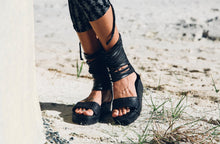 Load image into Gallery viewer, Serpentine Leather Sandals